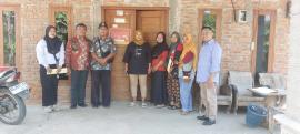 Tingkatkan Transparansi Bansos, Kalurahan Tancep Rampungkan Pemasangan Stiker Keluarga Miskin
